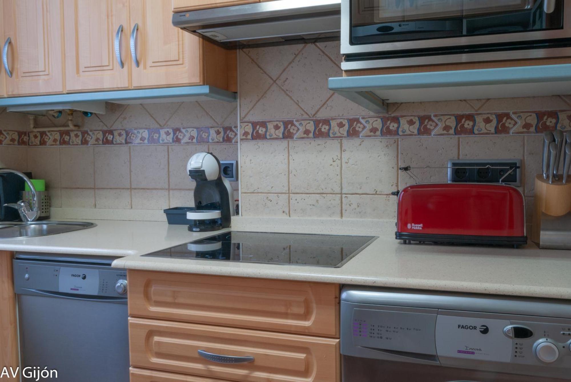 Av Premio Real 16 Apartment กิฮอน ภายนอก รูปภาพ